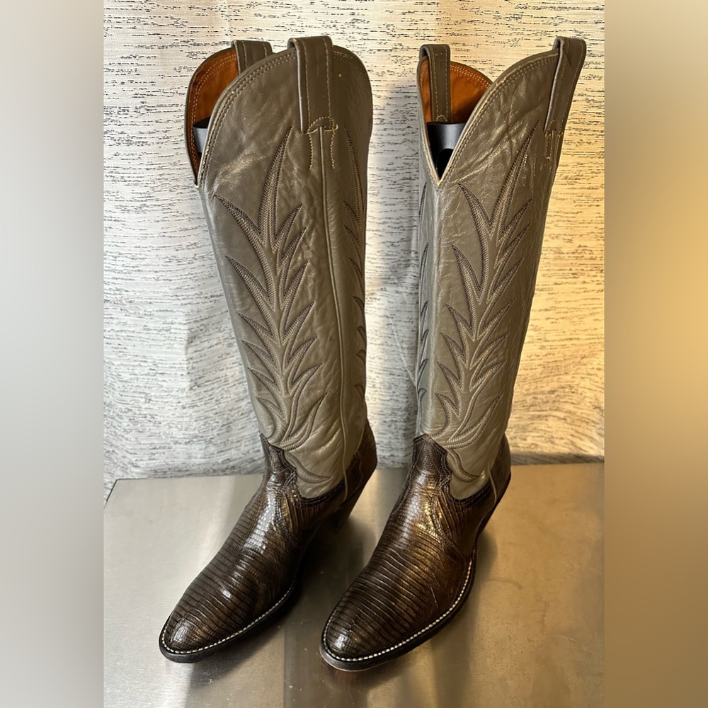 Nocona Women’s Vintage Cowboy Boot-Size 6B